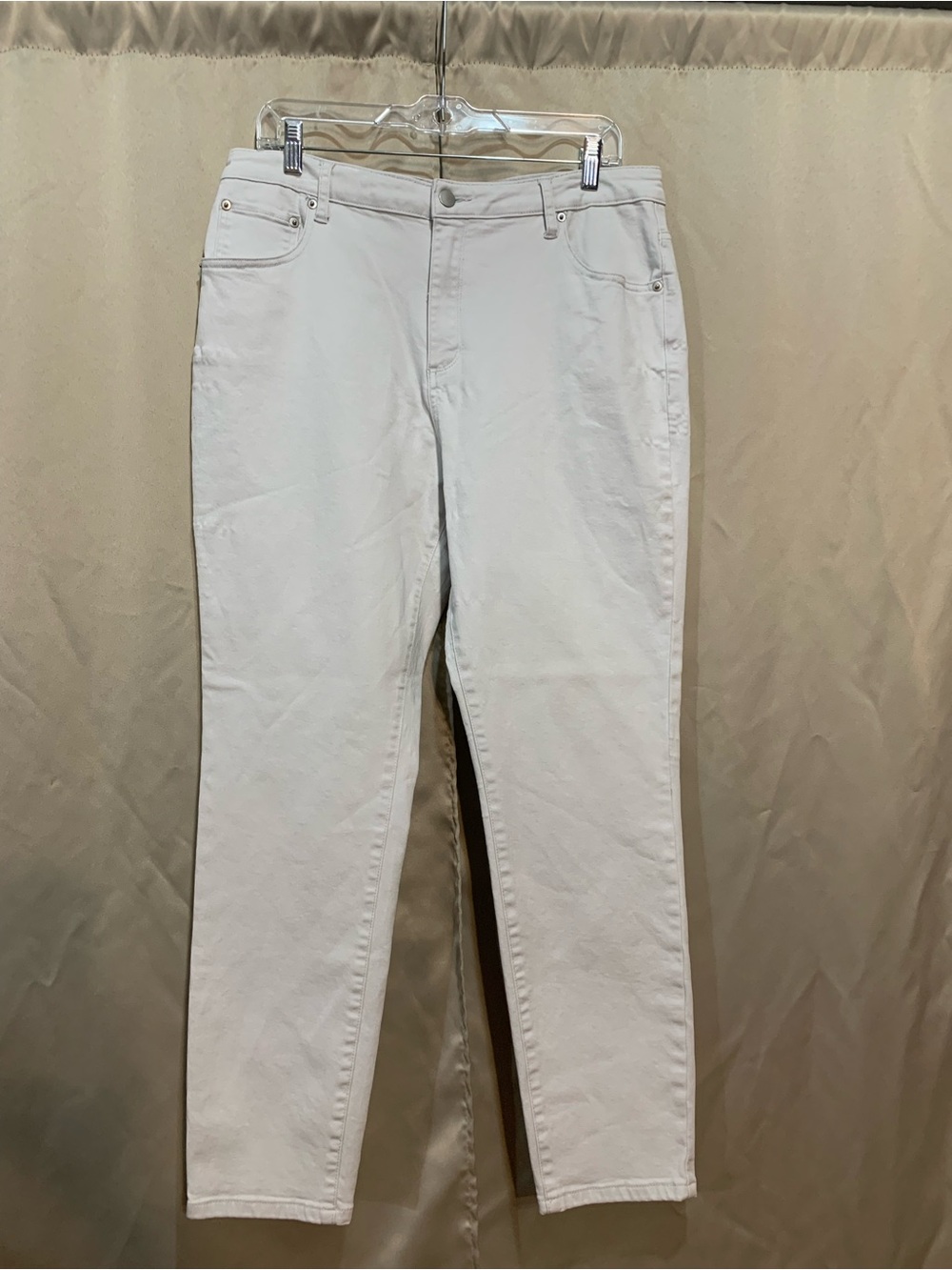 LOGO by Lori Goldstein White Skinny Stretch Jeans 124/4